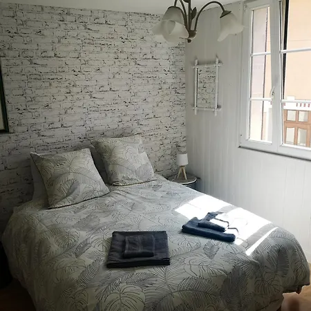 Holiday home Maison Familiale A 5 Min De Laon *