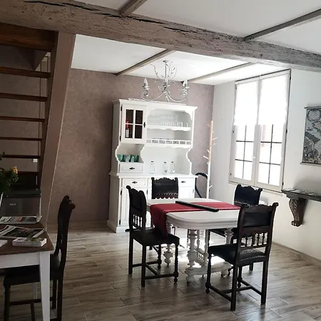 Maison Familiale A 5 Min De Laon Vorges (Aisne)